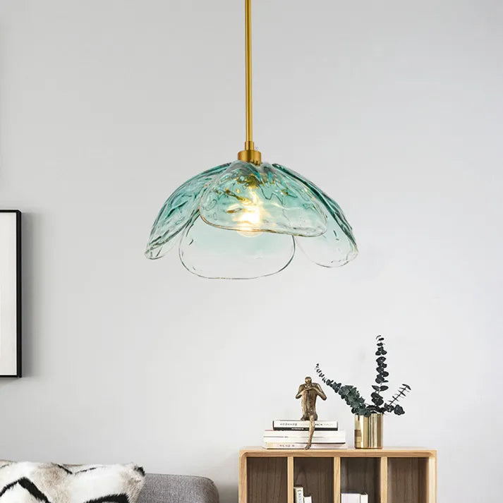 BowLift | FleurChic Ceiling Light - Unique Flower-Shaped Pendant Light for a Warm Atmosphere