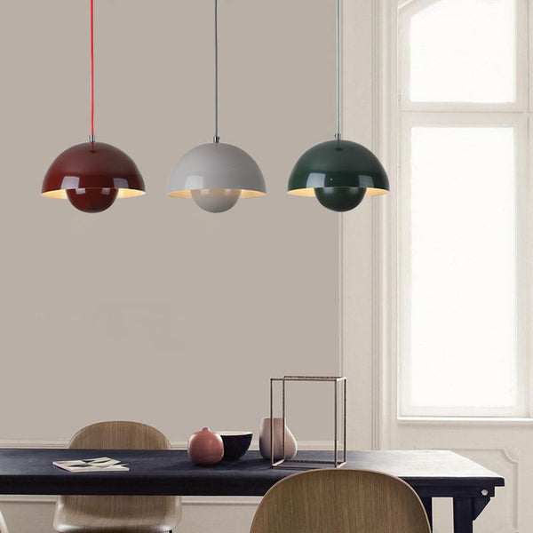 BowLift | Modern Pendant Lamp with Plant Accent and Aurora Effect