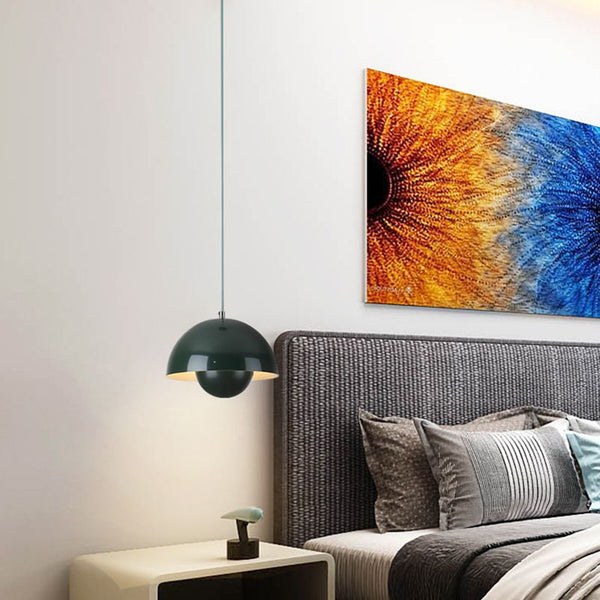 BowLift | Modern Pendant Lamp with Plant Accent and Aurora Effect