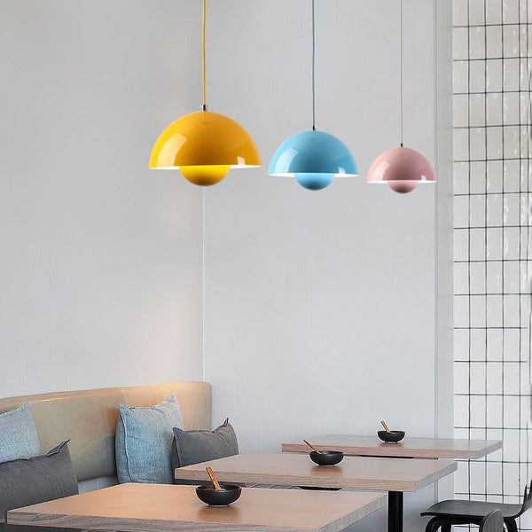 BowLift | Modern Pendant Lamp with Plant Accent and Aurora Effect