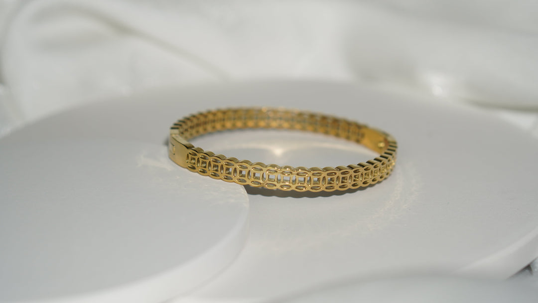 WealthMagnet Bracelet – Luxury Bracelet for Success Bowlift