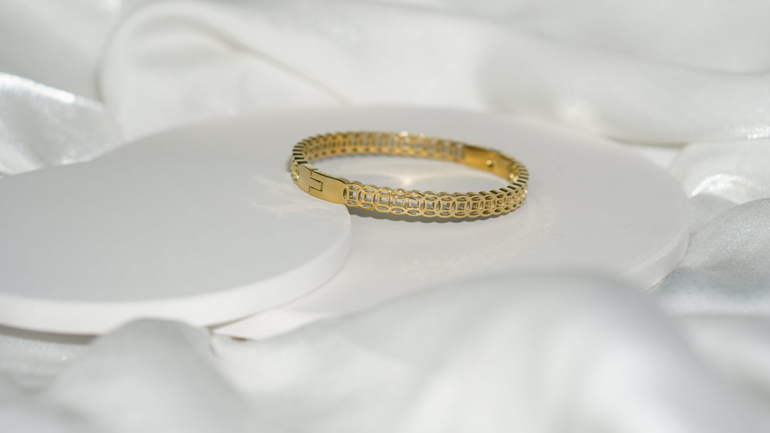 WealthMagnet Bracelet – Luxury Bracelet for Success Bowlift