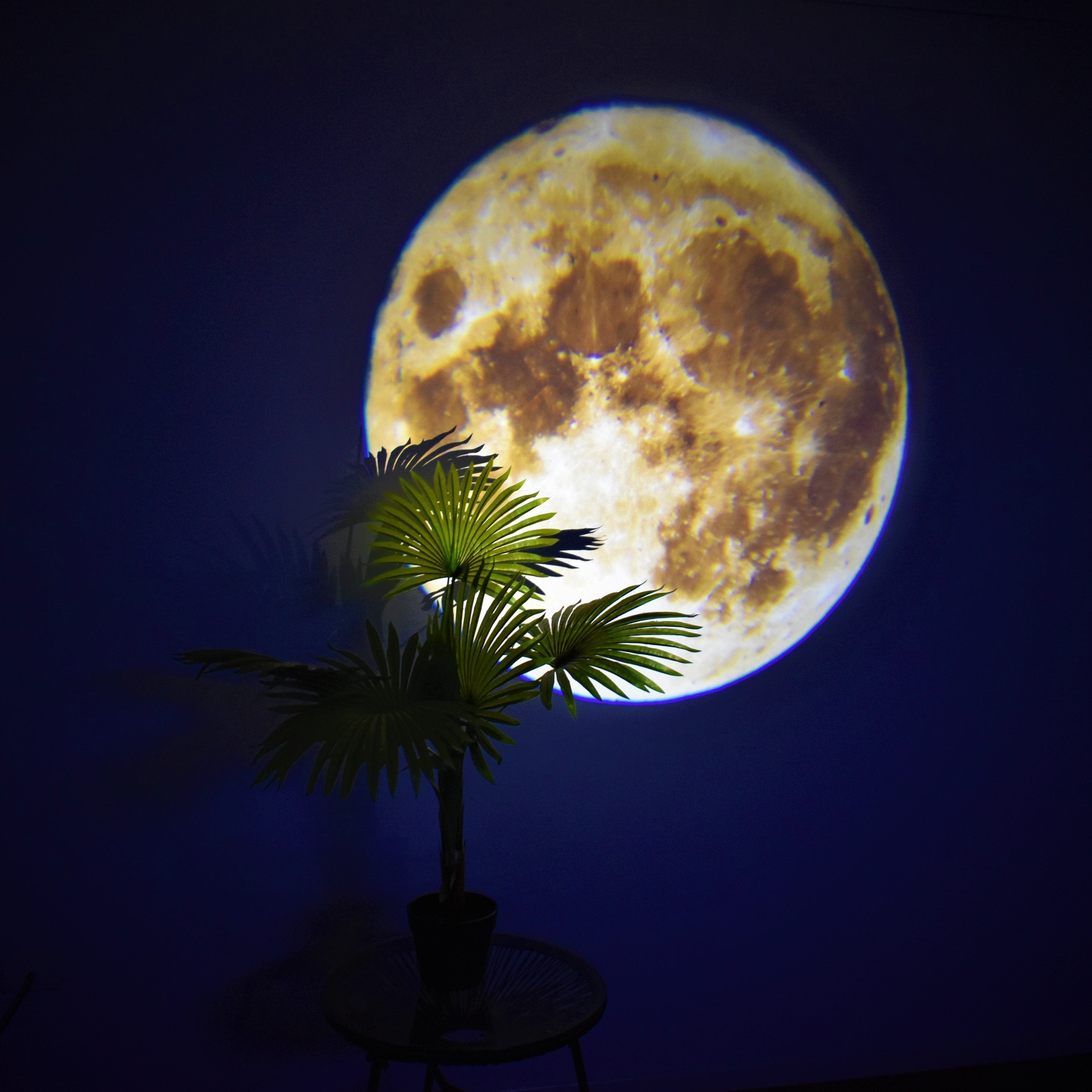BowLift | Projection lamp - EarthGlow - LED earth design - Inspired curiosity
