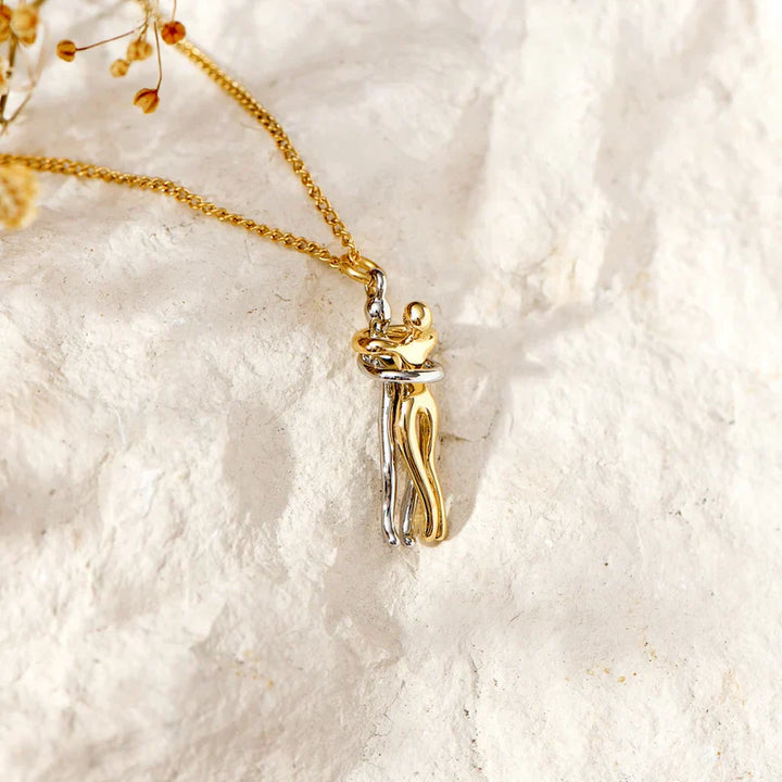 BowLift | Bonding Hug Necklace