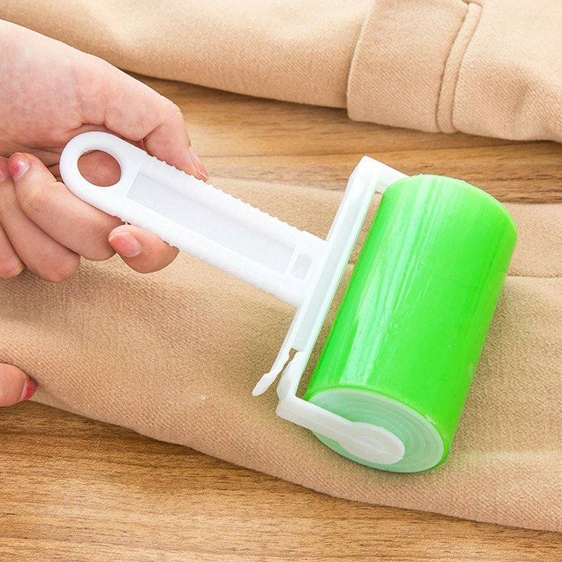 BowLift | Reusable Adhesive Brush for Dust & Lint