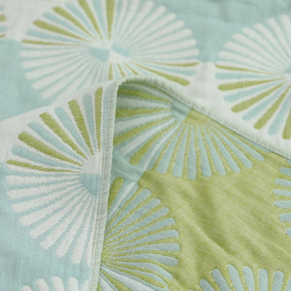BowLift | Dahlia Blossom Cotton Bath Towel
