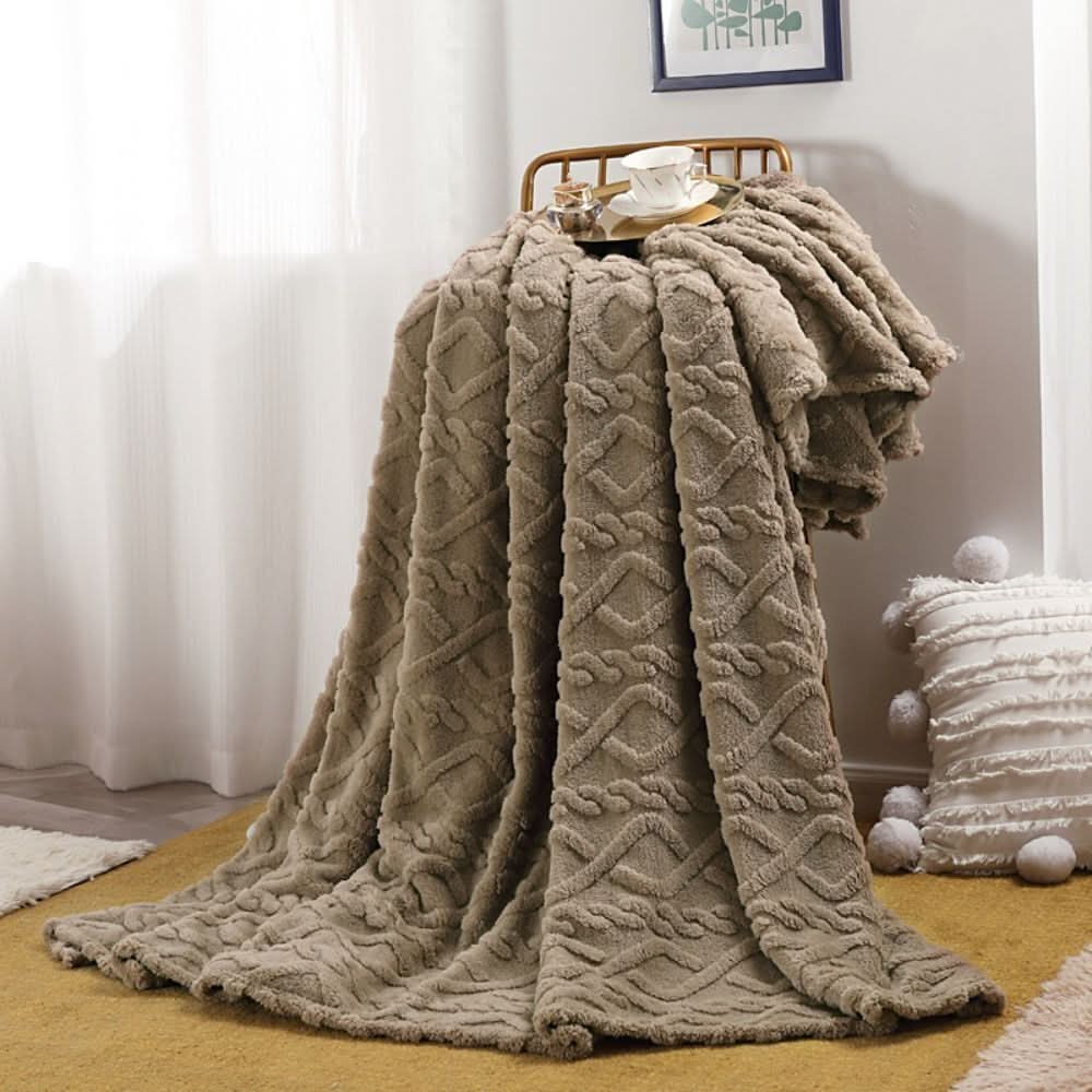 BowLift | DOLA - Cloud Soft Blanket