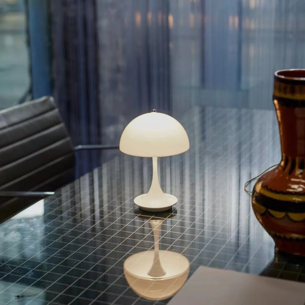 BowLift | CordFreeShine – Cordless Table Lamp