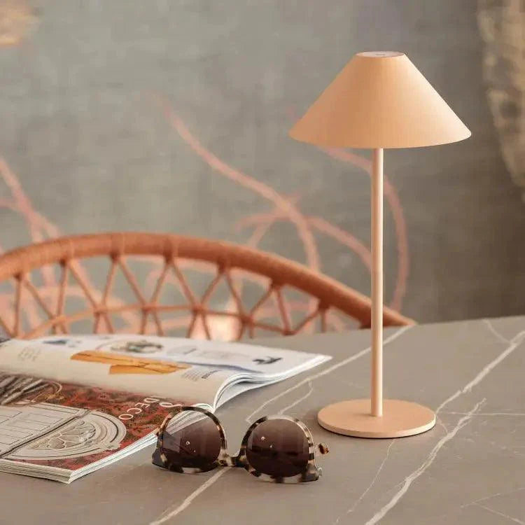 BowLift | Wireless Table Lamp | Minimalist Battery LED Table Light