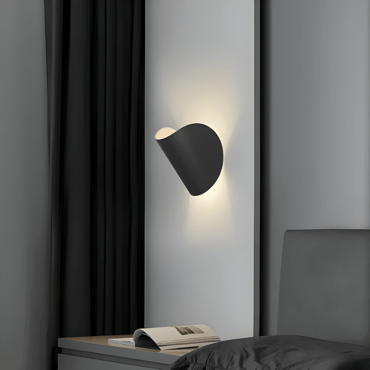 BowLift | Rotatable wall light for flexible & targeted lighting