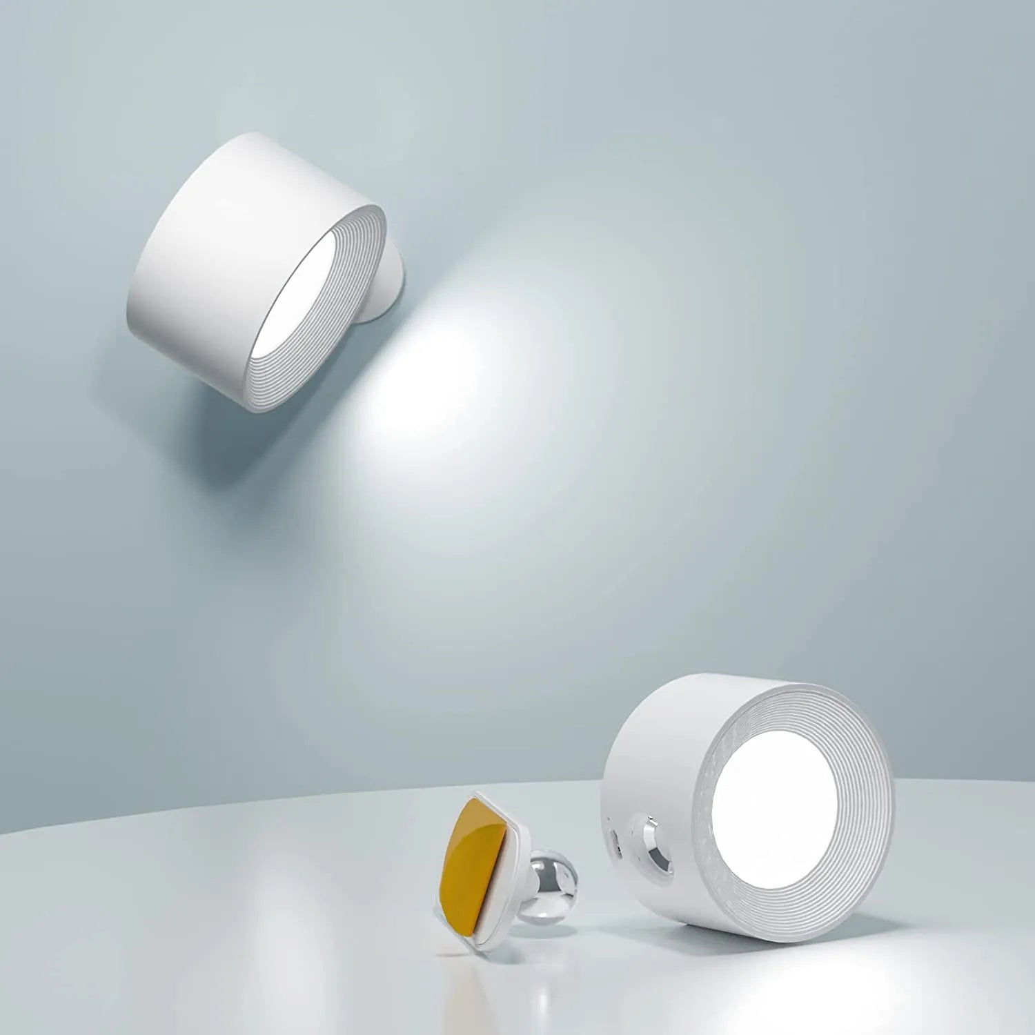 BowLift | Wireless wall lamp that sticks anywhere