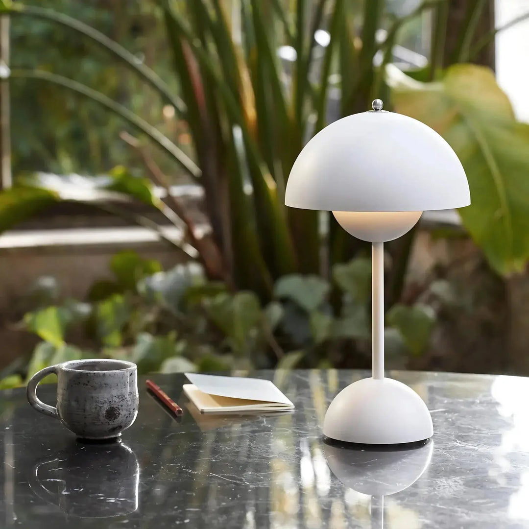 BowLift | FrostLight - Modern Table Lamp