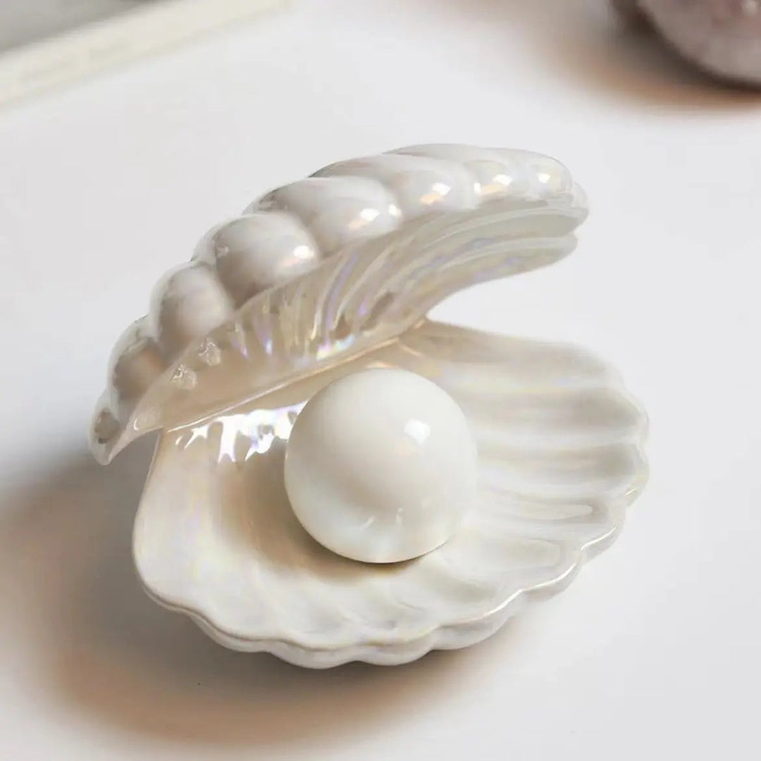 BowLift | Elegant Pearl Nightstand Lamp for a Cozy Home