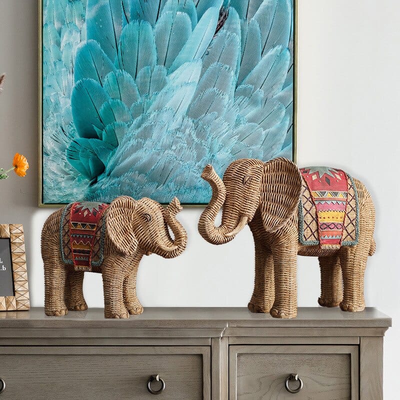 Elephant Rattan Statue Bowlift