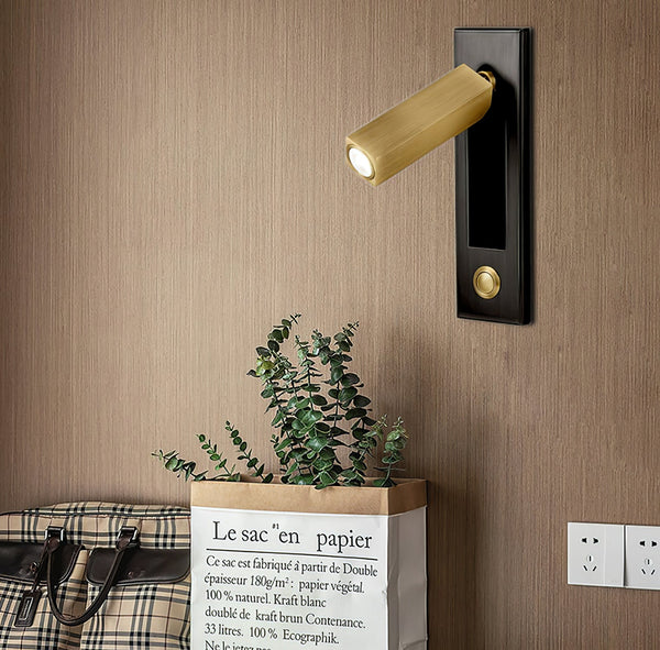 Minimalist LED wall lamp – Modern wall light with a simple design for indoor use | Bowlift