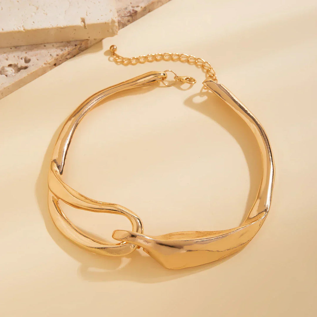 BowLift | ElegantTwist™ Sophisticated Two-Tone Style