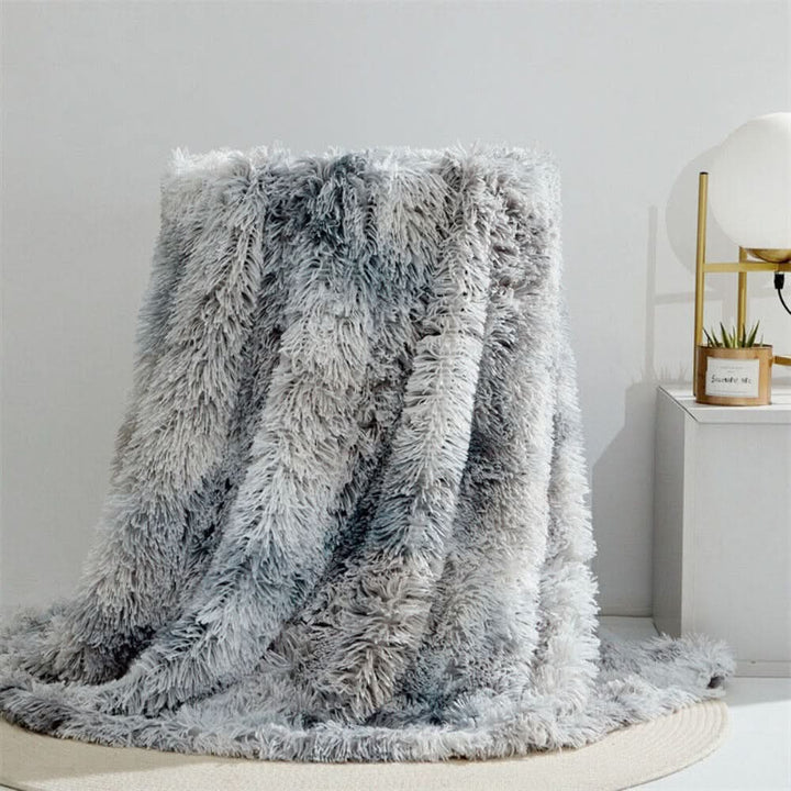 BowLift | Plush Faux Fur Blanket with Silky Touch & Elegant Fall