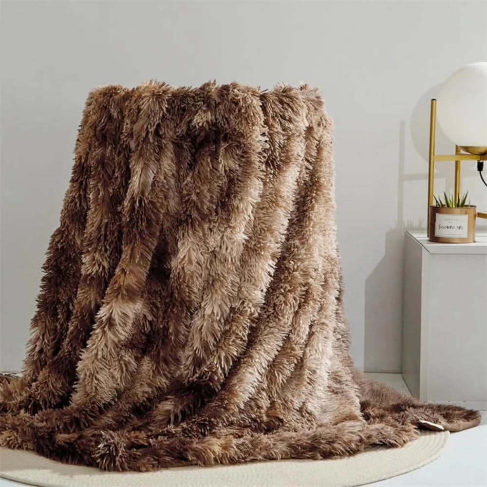 BowLift | Plush Faux Fur Blanket with Silky Touch & Elegant Fall