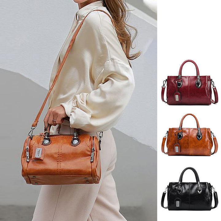 New handbags made of oil wax leather Boston, large tote bag made of soft leather | Bowlift