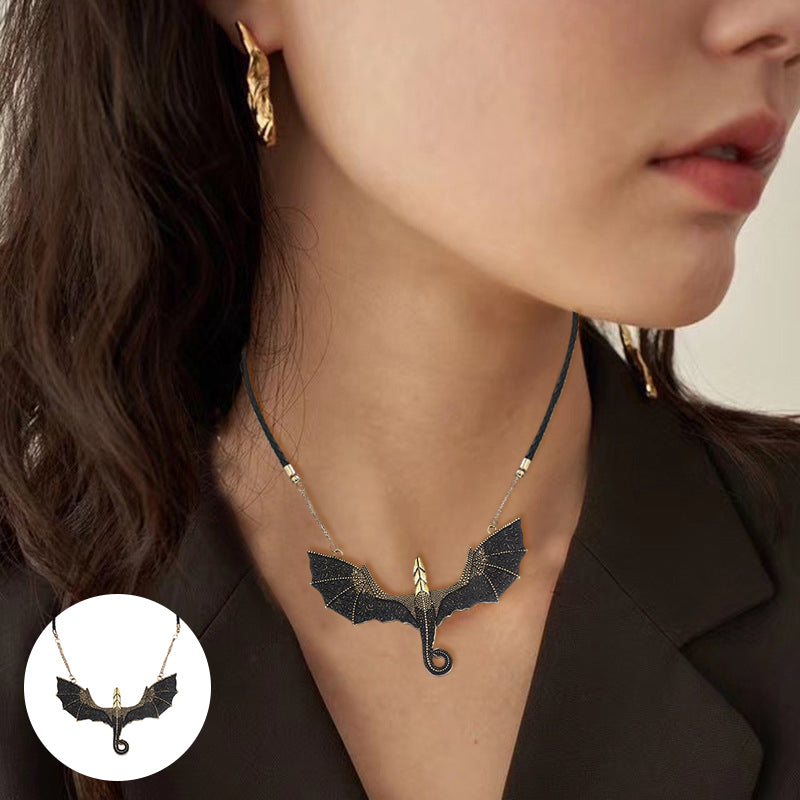 BowLift | Flying Dragons Necklace