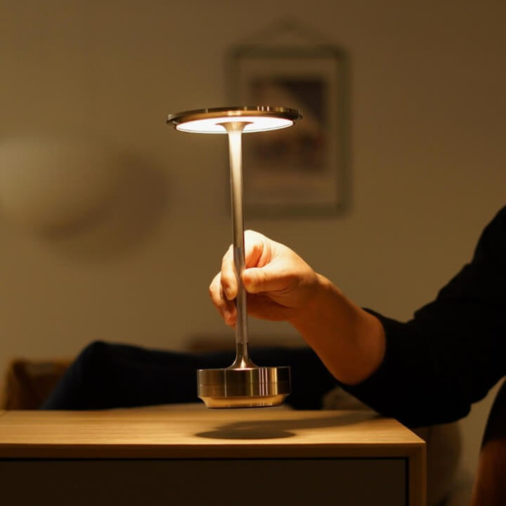 BowLift | Wireless light for an elegant interior