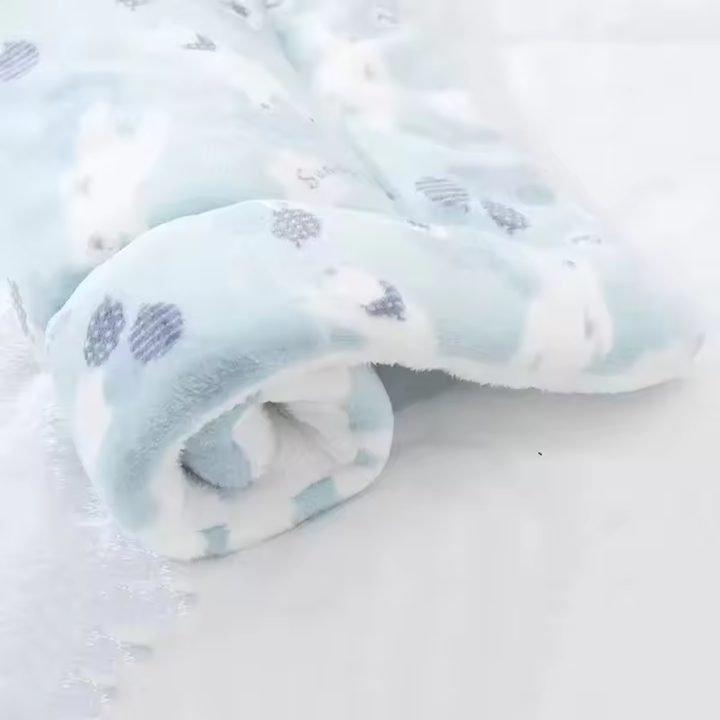 Washable dog blanket soft non-slip ideal for sofa bed and car Bowlift