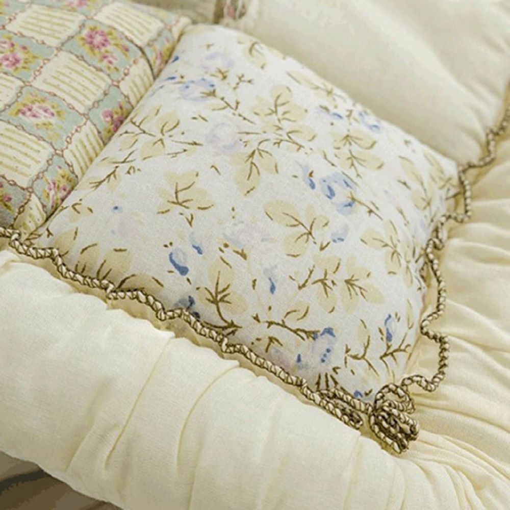 BowLift | Floral Bloom Quilted Sofa Cover