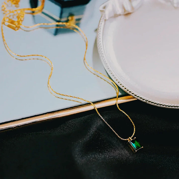 BowLift | Dainty Aurora Necklace