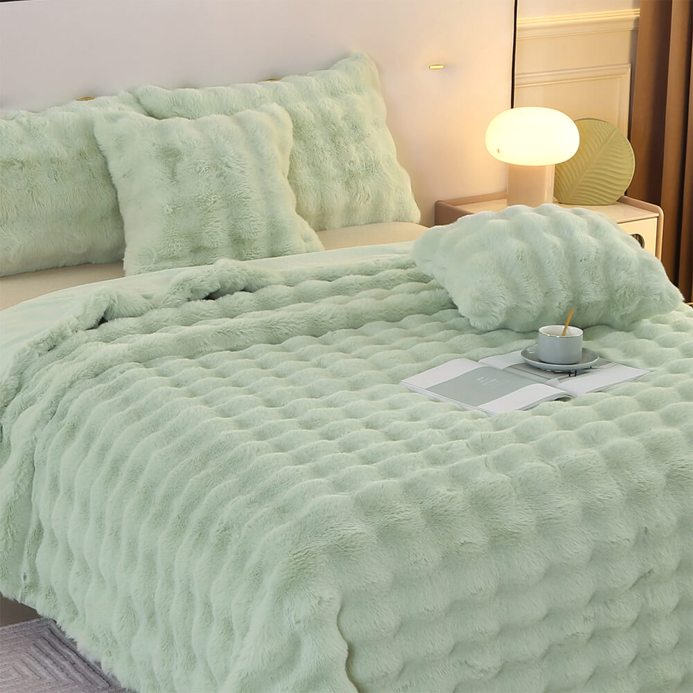 BowLift | Premium Bubble Double Layer Thick Faux Rabbit Fur Blanket