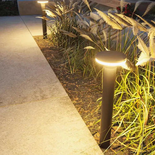 Weatherproof LED lawn light for garden and paths – Energy-saving & Modern design | Bowlift