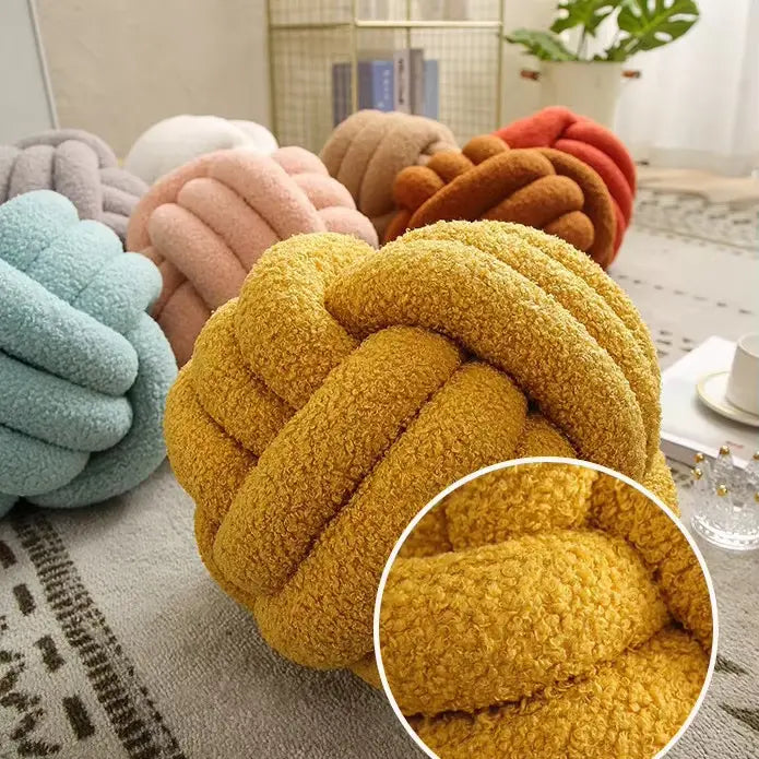 BowLift | Cozy handmade tufted throw pillow