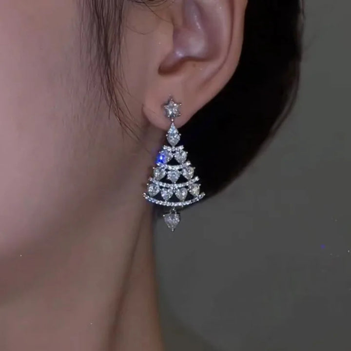 BowLift | Aurélia Kerstboom Oorbellen – Goud & Zilver met Rhinestones, Feestelijke Luxe voor Dames
