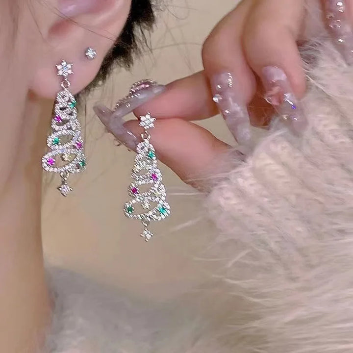 BowLift | Aurélia Kerstboom Oorbellen – Goud & Zilver met Rhinestones, Feestelijke Luxe voor Dames