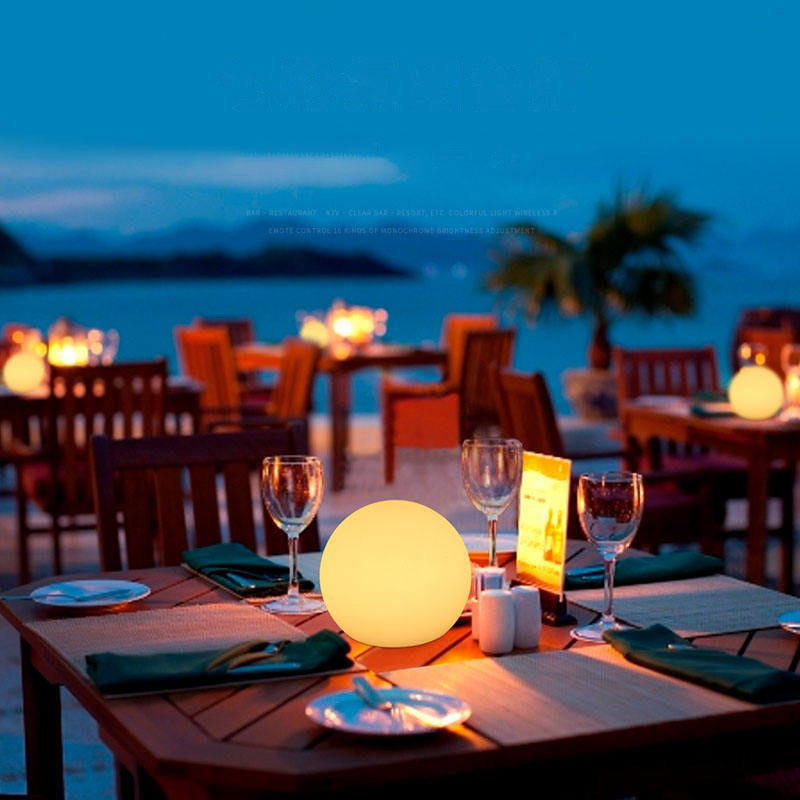 BowLift | GlowSphere – Table lamp with modern worldly charm