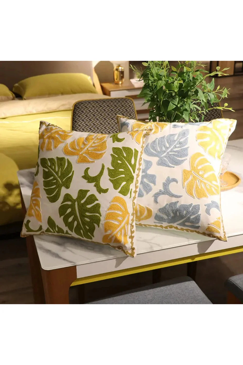 Flower cushion cover | Bowlift