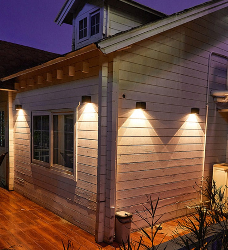 BowLift | GlowBeam – Elegant Outdoor Wall Lamp for Mood Lighting