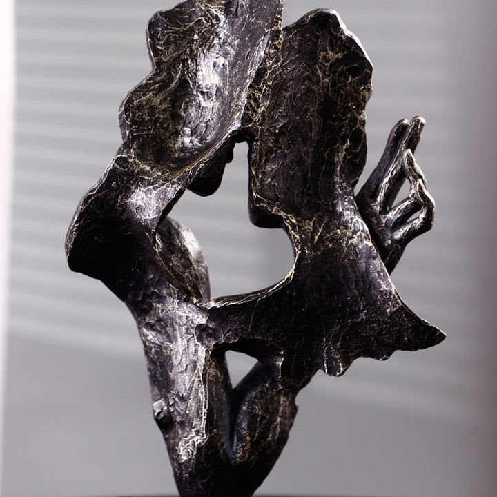 ArtEnsemble – Elegant Sculpture of Connectedness Bowlift