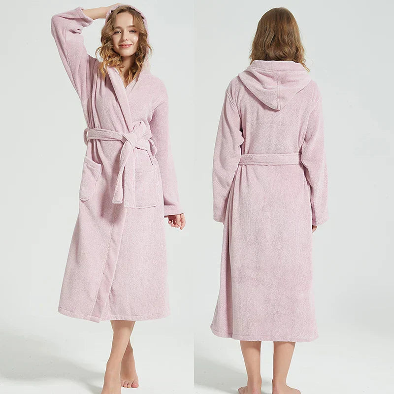 BowLift | SpaLux – bathrobe with hood