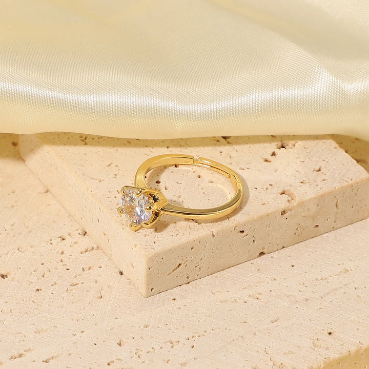 BowLift | Adjustable Classic 6 Prong Dainty Diamond Ring
