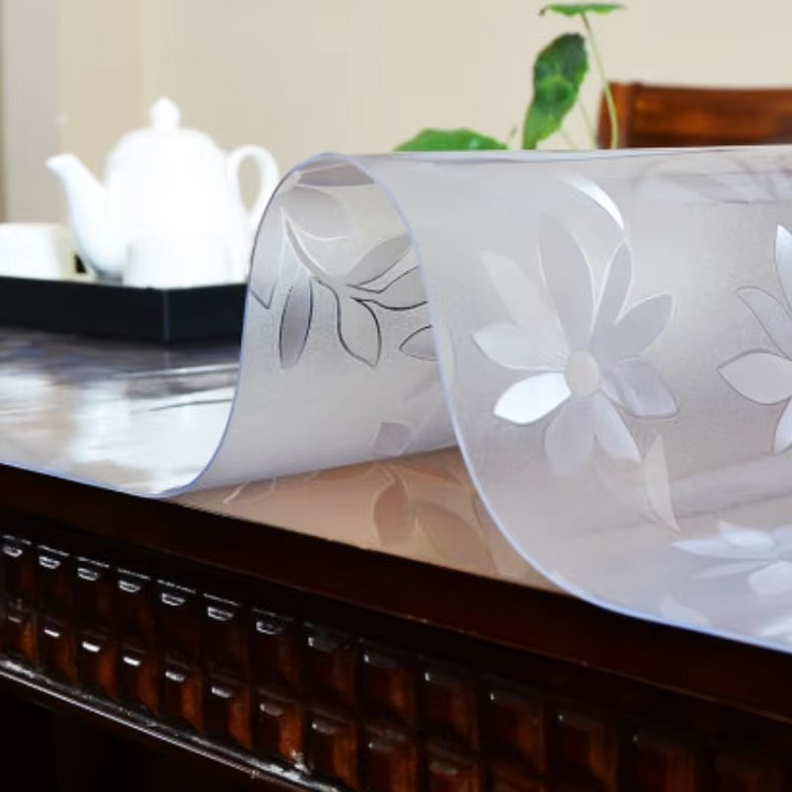 BowLift | Premium Transparent 0.04 in PVC Table Protector