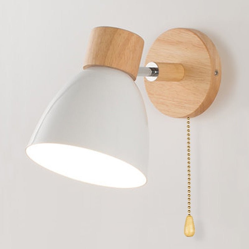 BowLift | Stylish wooden wall lamp with easy control