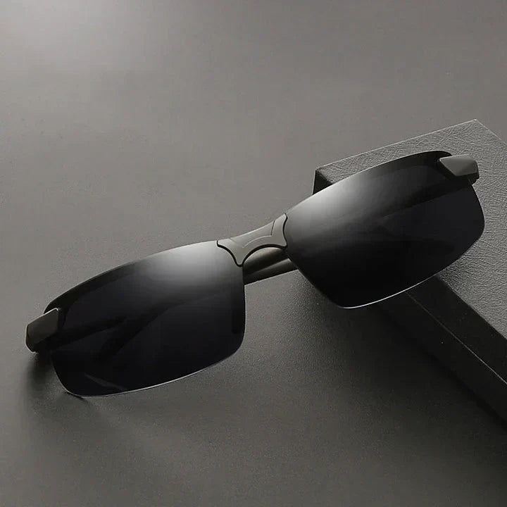 BowLift | Smart Photochromic Glasses | AutoTint Lens Technology | Blue Light Protection