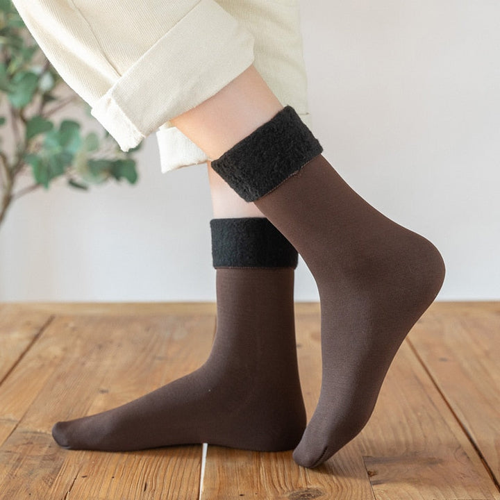 BowLift | Thermal Touch Winter Warm Solid Thick Socks