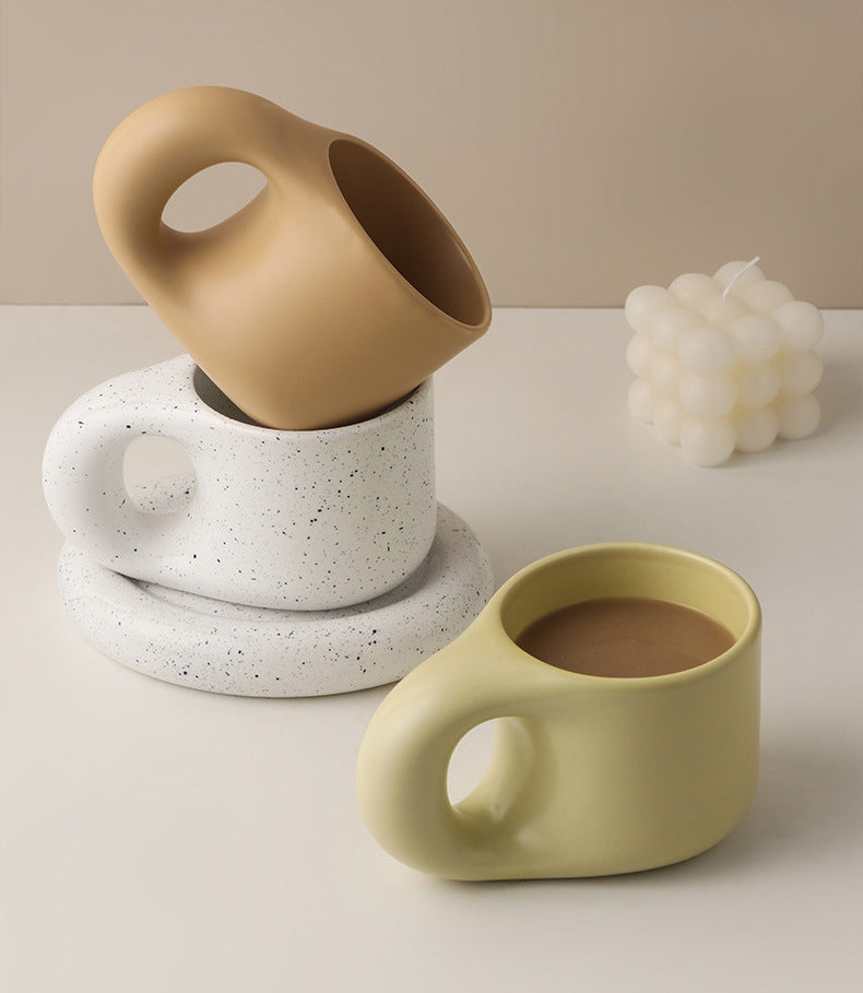 Timeless Elegance - Minimalist Porcelain Cup and Saucer Set Bowlift