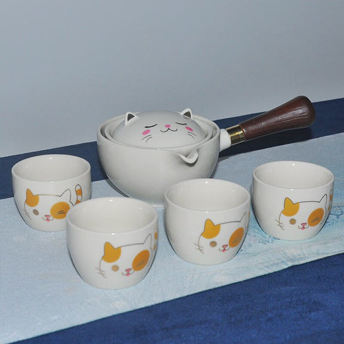 BowLift | Self-Rotating Cute Cat Kung Fu Tea Set