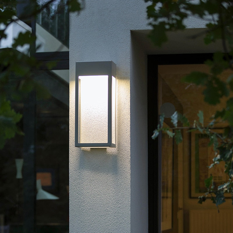 BowLift | SolarAura – Smart Solar Wall Lamp for the Garden