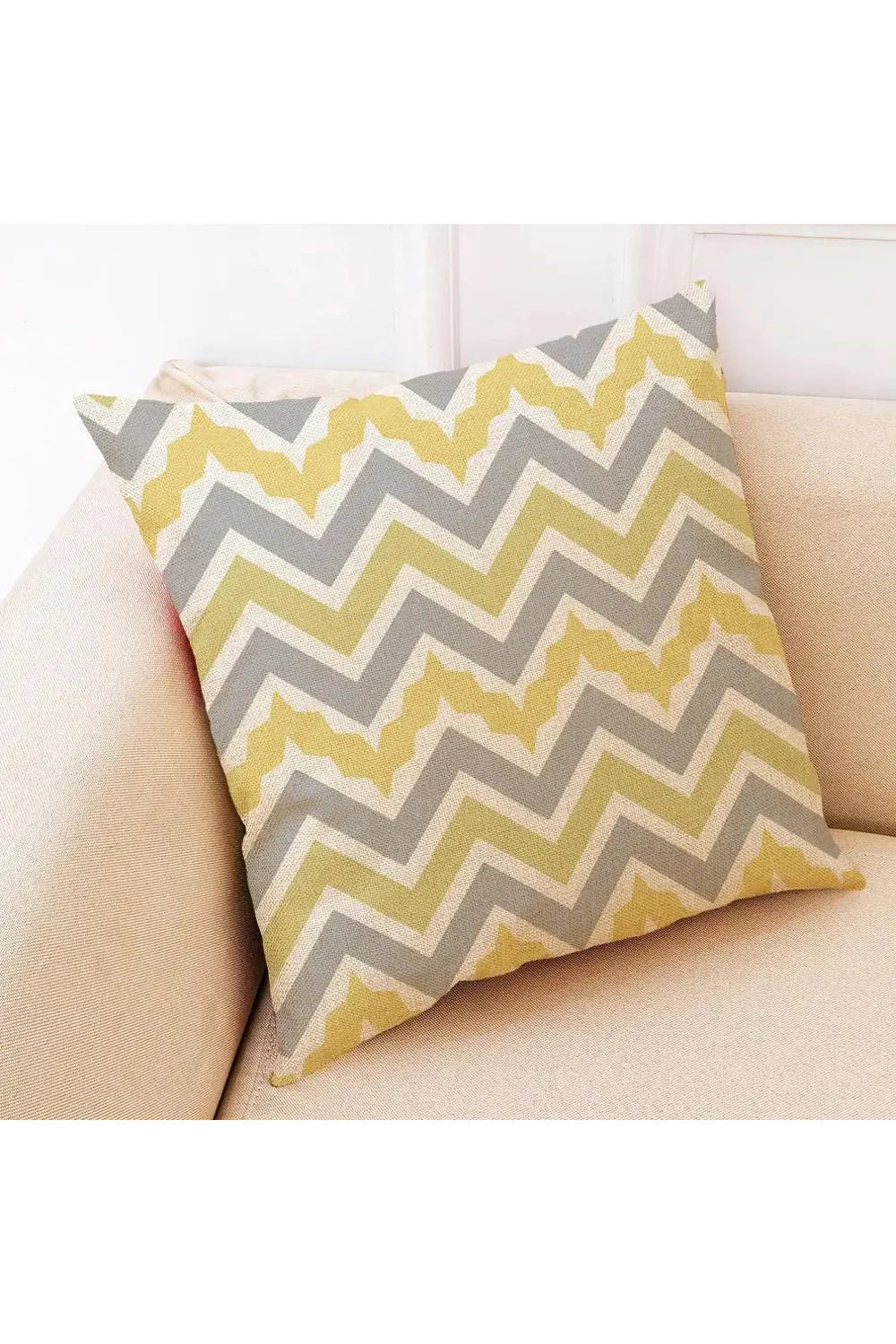 gray geometric pillowcase | Bowlift