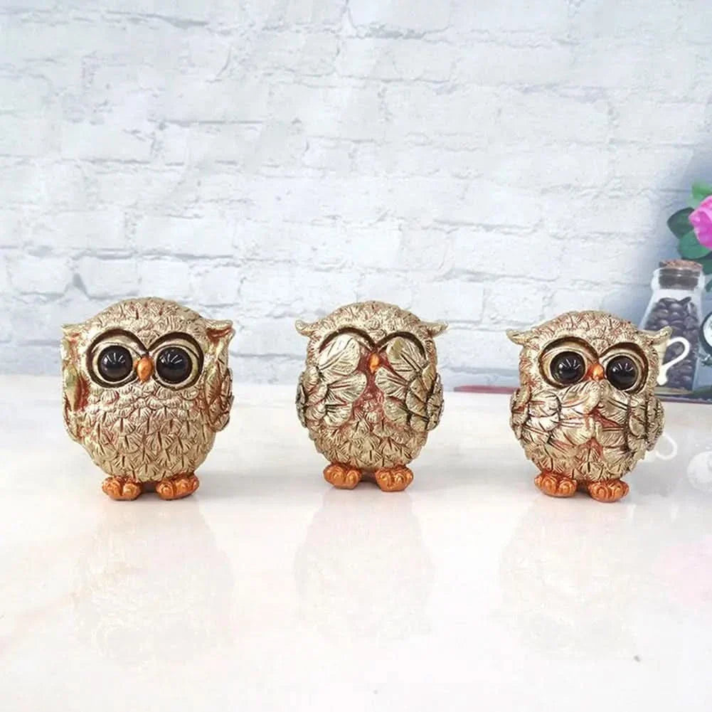 BowLift | OWLUXE – Decorative sculpture in antique gold, handmade owl figure "See nothing, hear nothing, say nothing