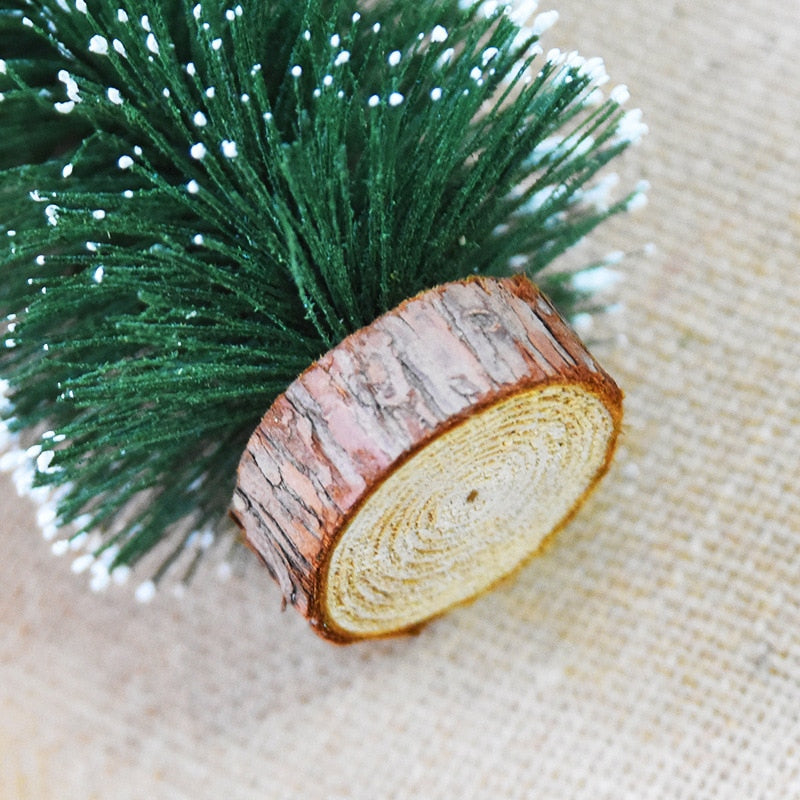 BowLift | Holiday Cheer Mini Pine Tree Decor