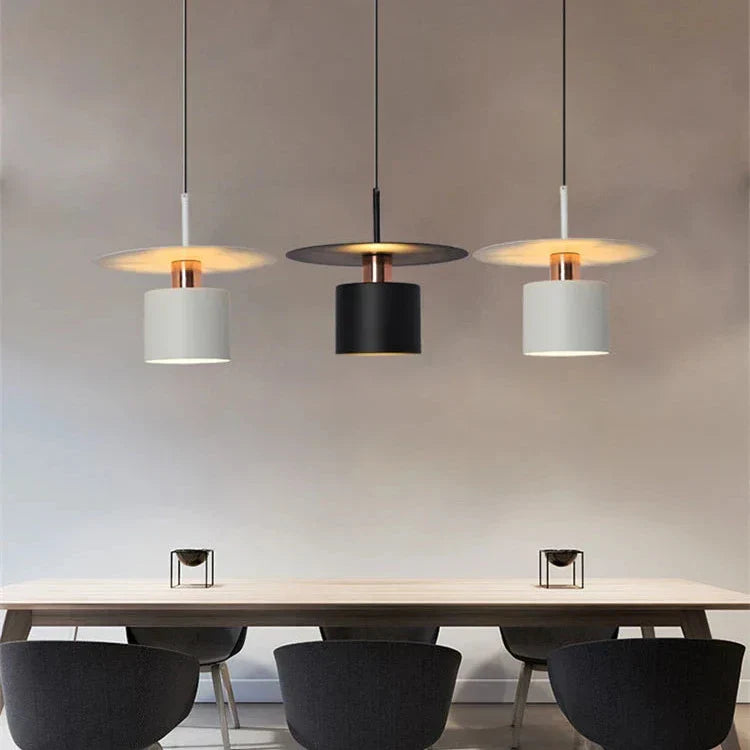 BowLift | Modern Pendant Lamp with Stylish Design and Warm Light